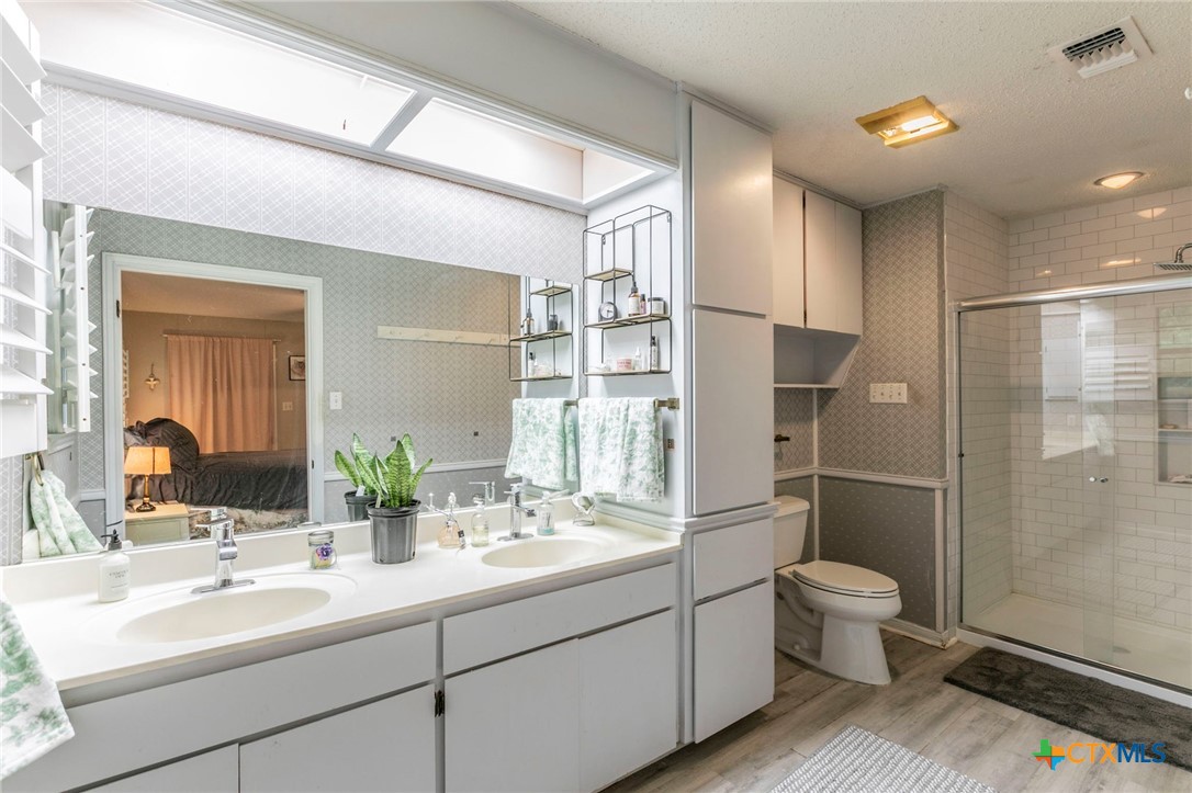 property viewer photo 13