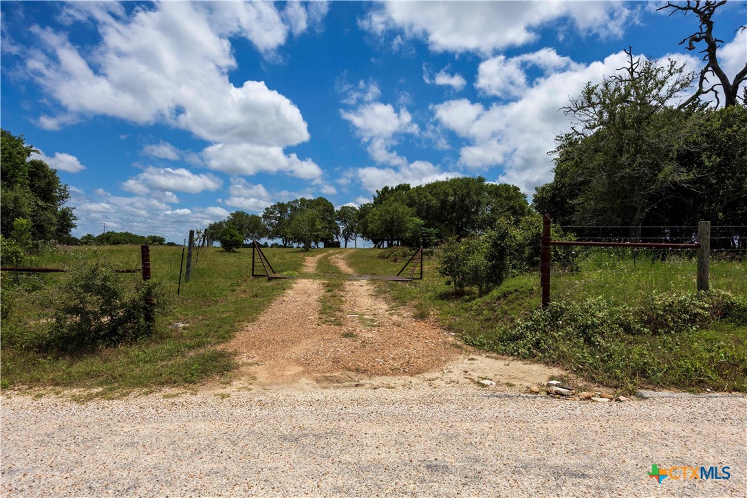 main property photo 27