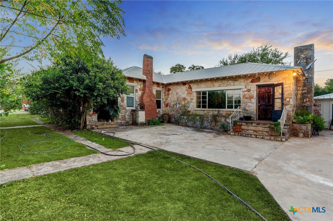 main property photo 7