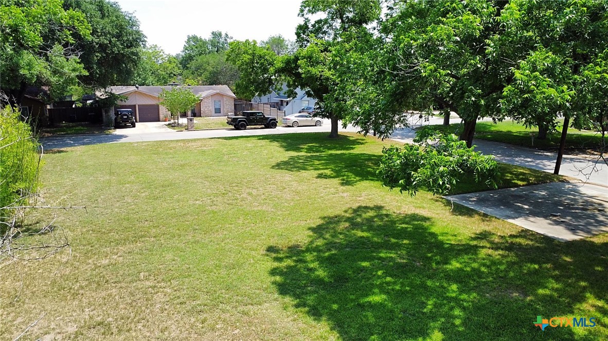 main property photo 11