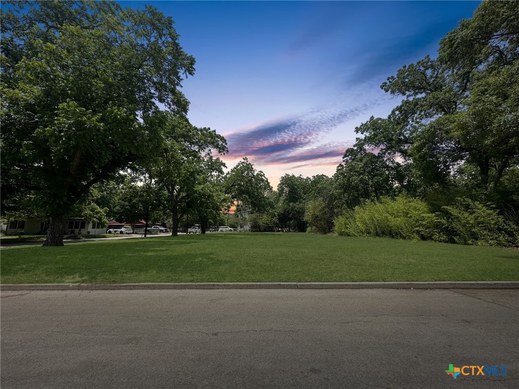 main property photo 7