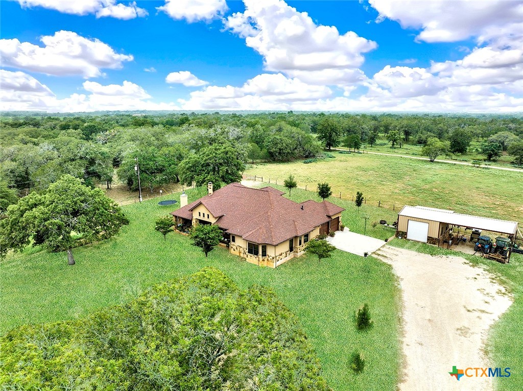 main property photo 9