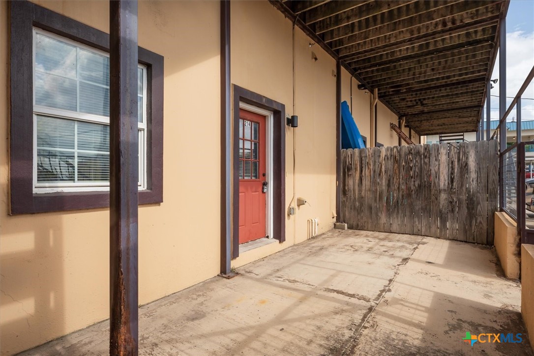 main property photo 11