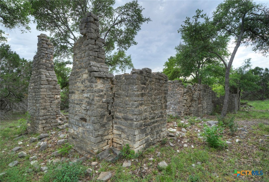 main property photo 18