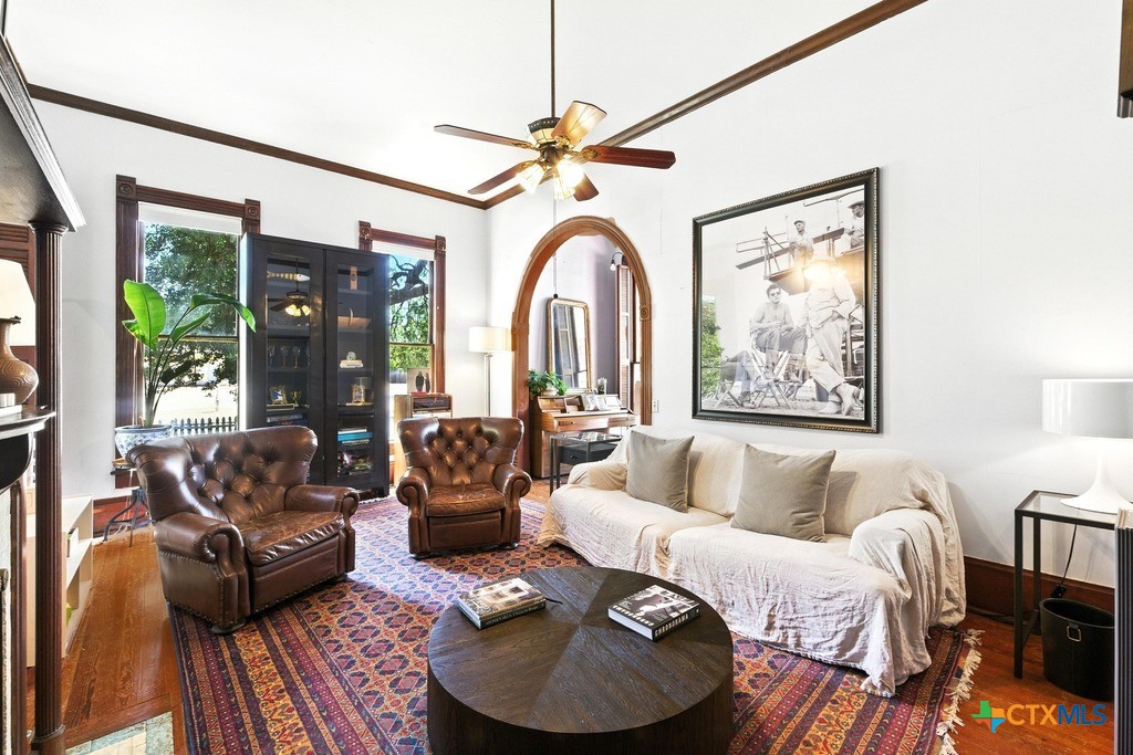main property photo 5