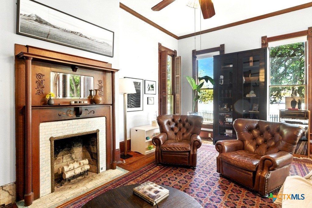 main property photo 6