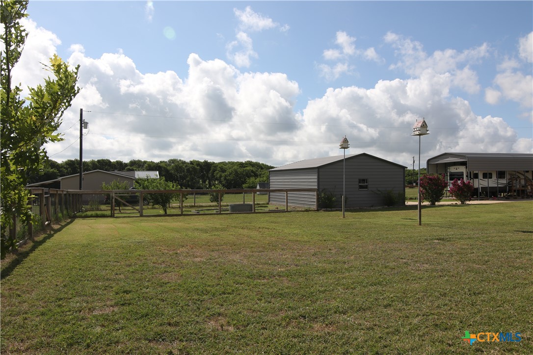 main property photo 39