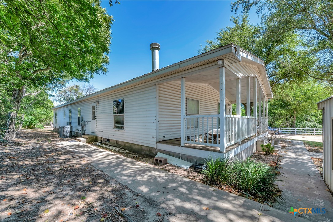 main property photo 28