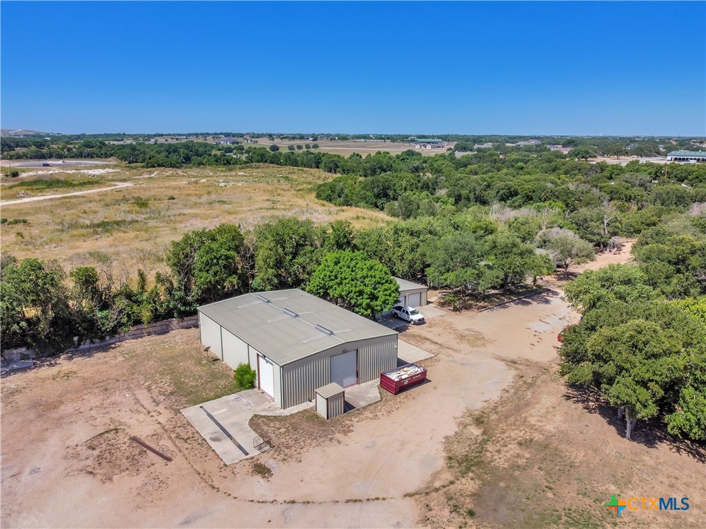 main property photo 6