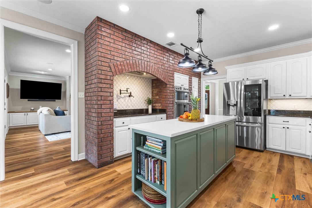 property viewer photo 6