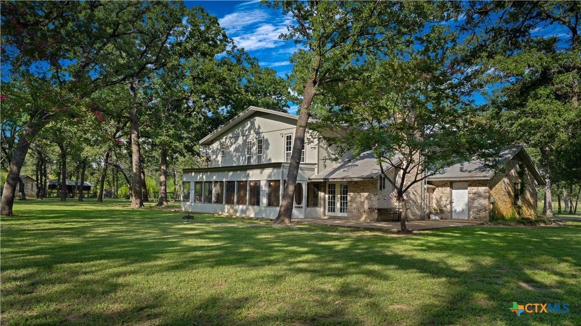 main property photo 6