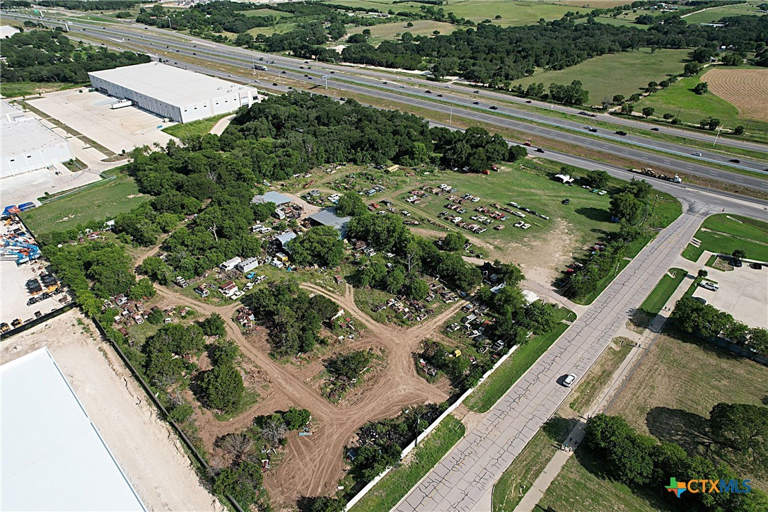 main property photo 15