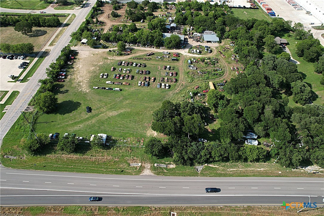 main property photo 16
