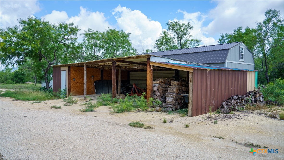 main property photo 24