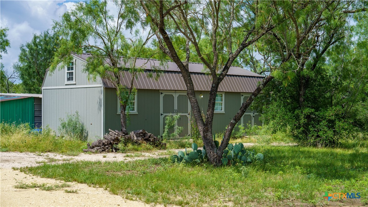 main property photo 27