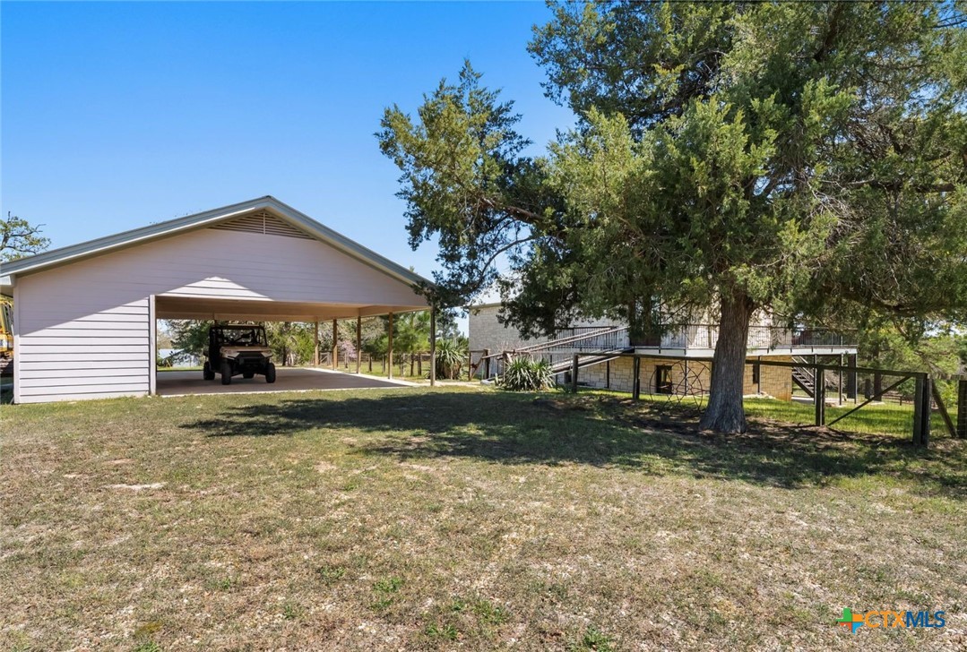 main property photo 18