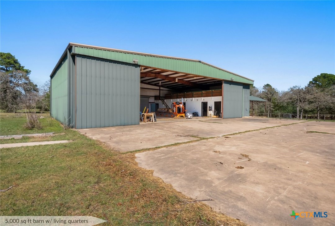 main property photo 19