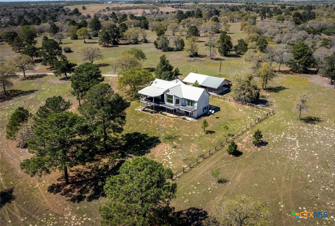 main property photo 30