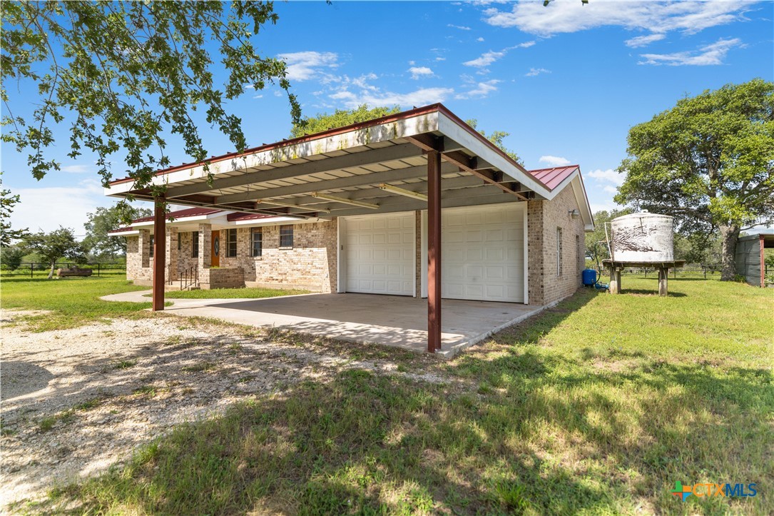 main property photo 19