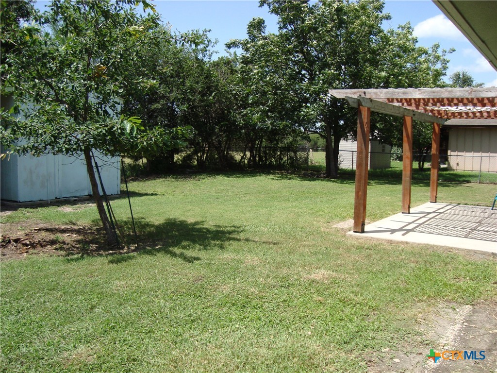 main property photo 12