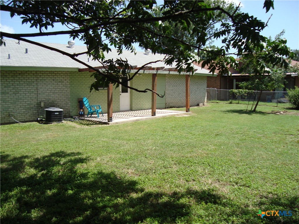 main property photo 15