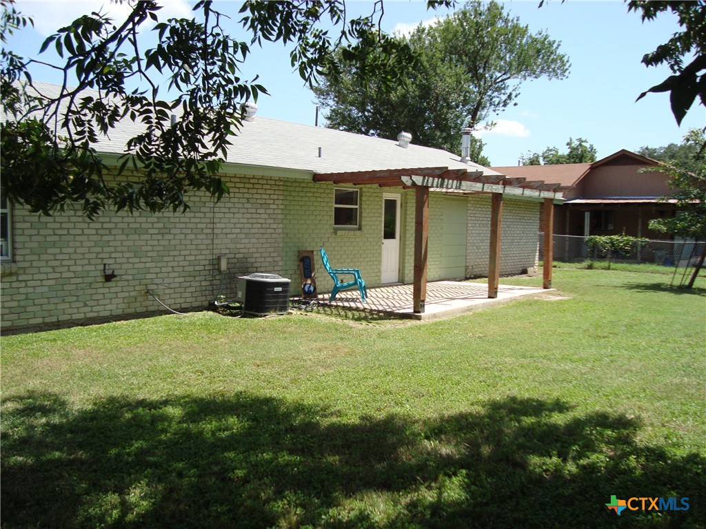 main property photo 16