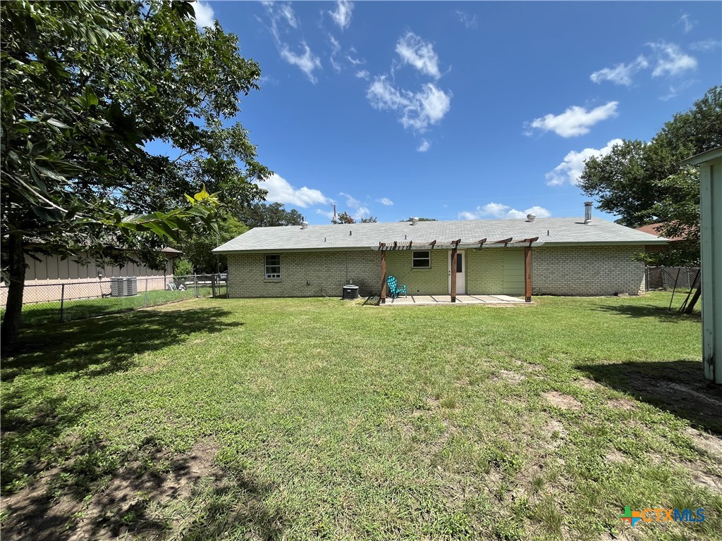 main property photo 27