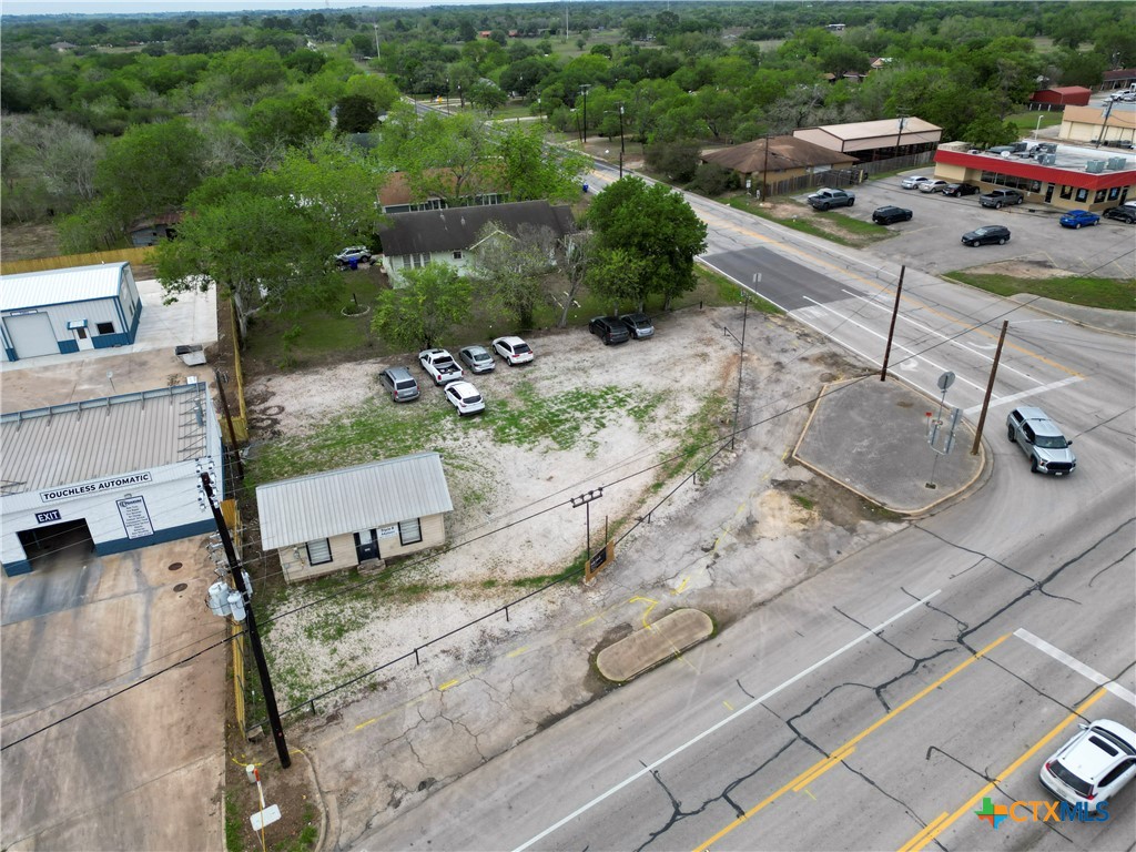 main property photo 11