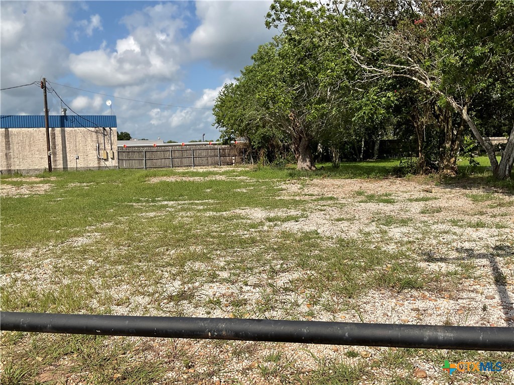 main property photo 5