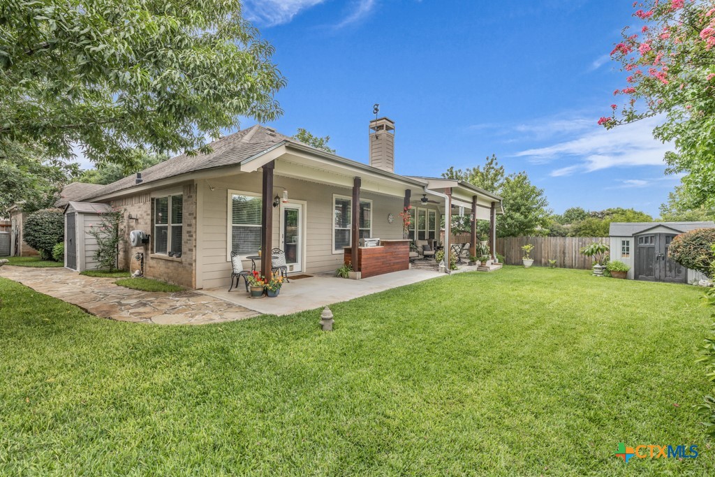 main property photo 32
