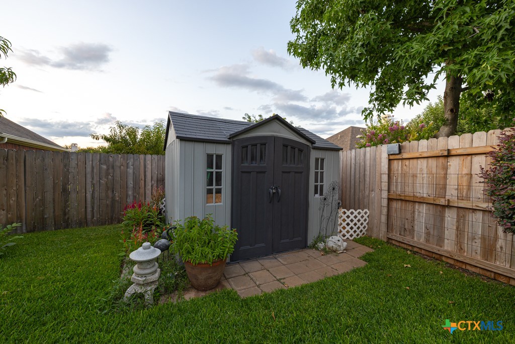 main property photo 47