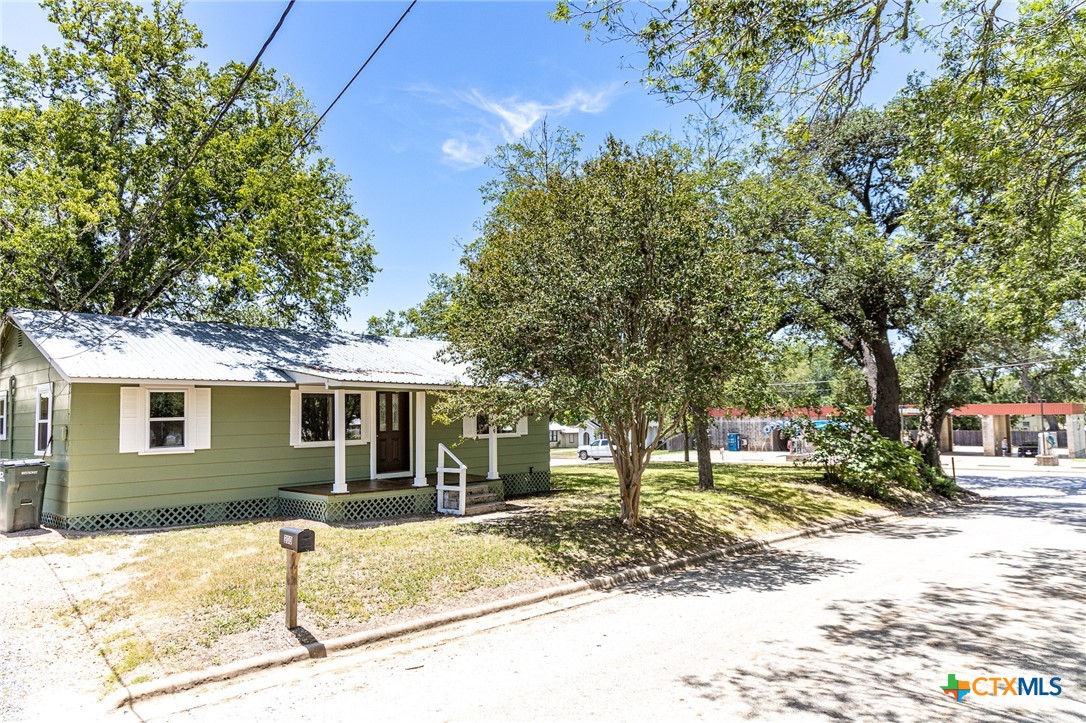 main property photo 4