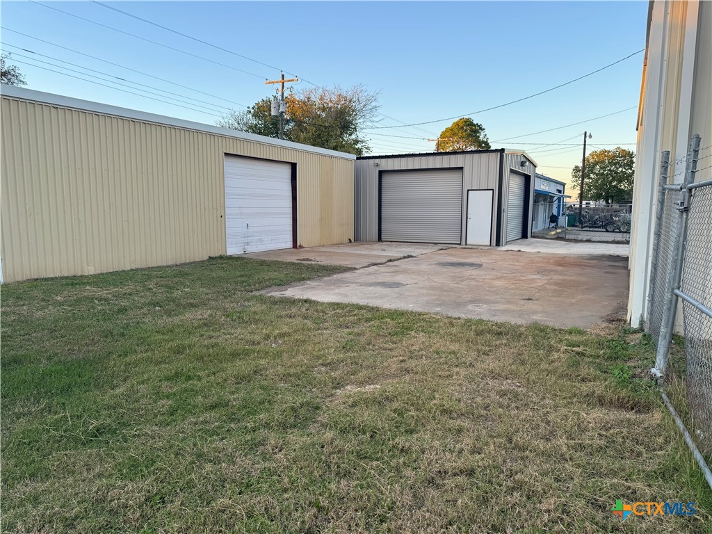 main property photo 13