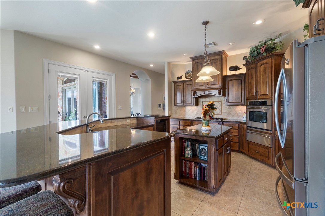 main property photo 19