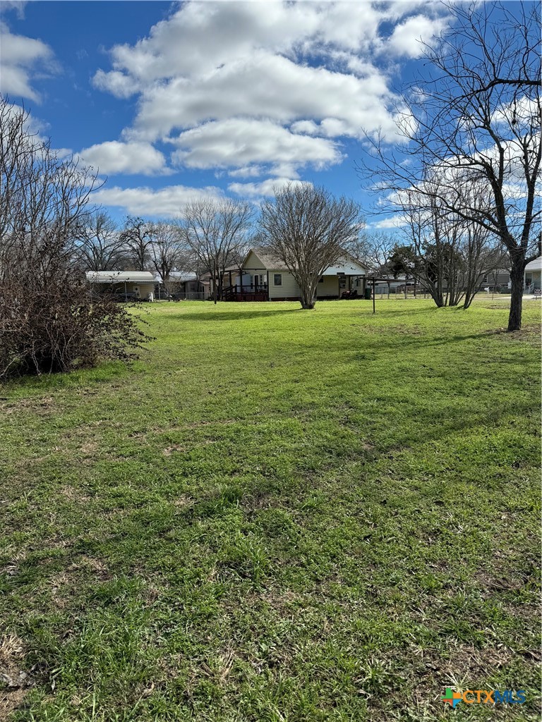 main property photo 6