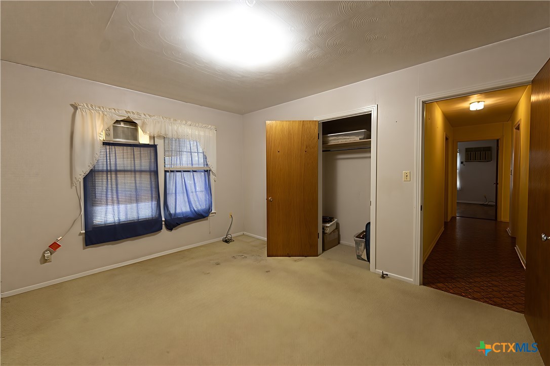 property viewer photo 10