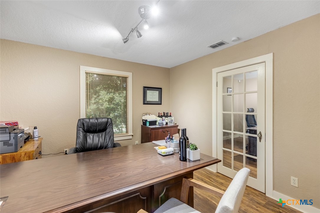 main property photo 16