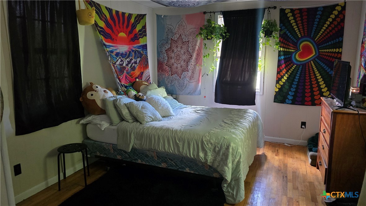 main property photo 27