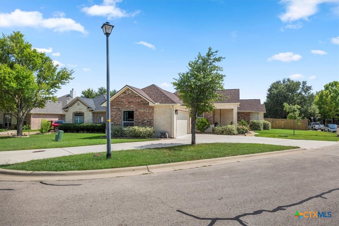 main property photo 33