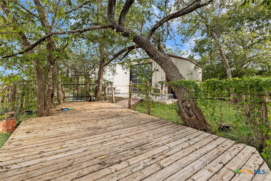 main property photo 30