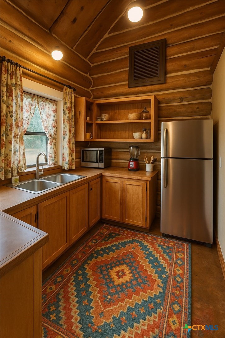 main property photo 37