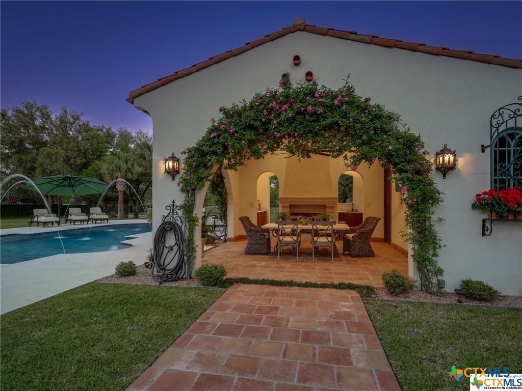 main property photo 36