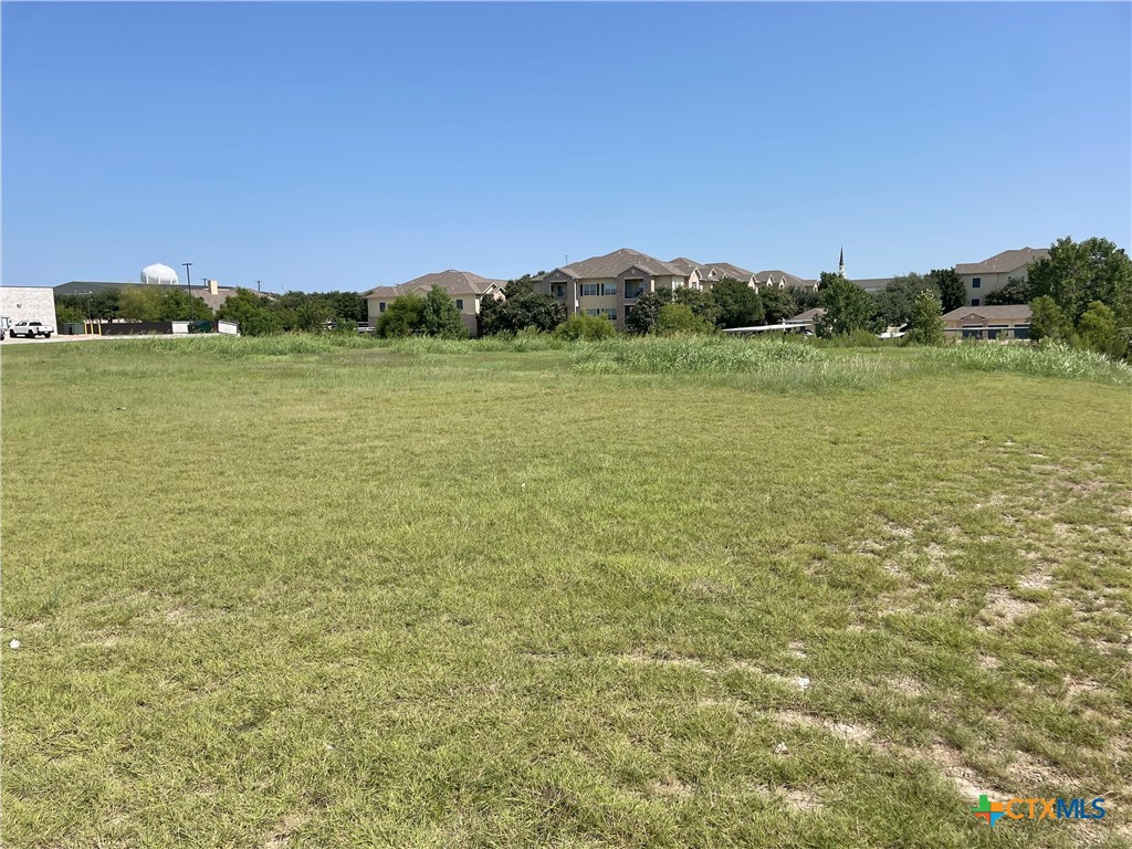main property photo 11