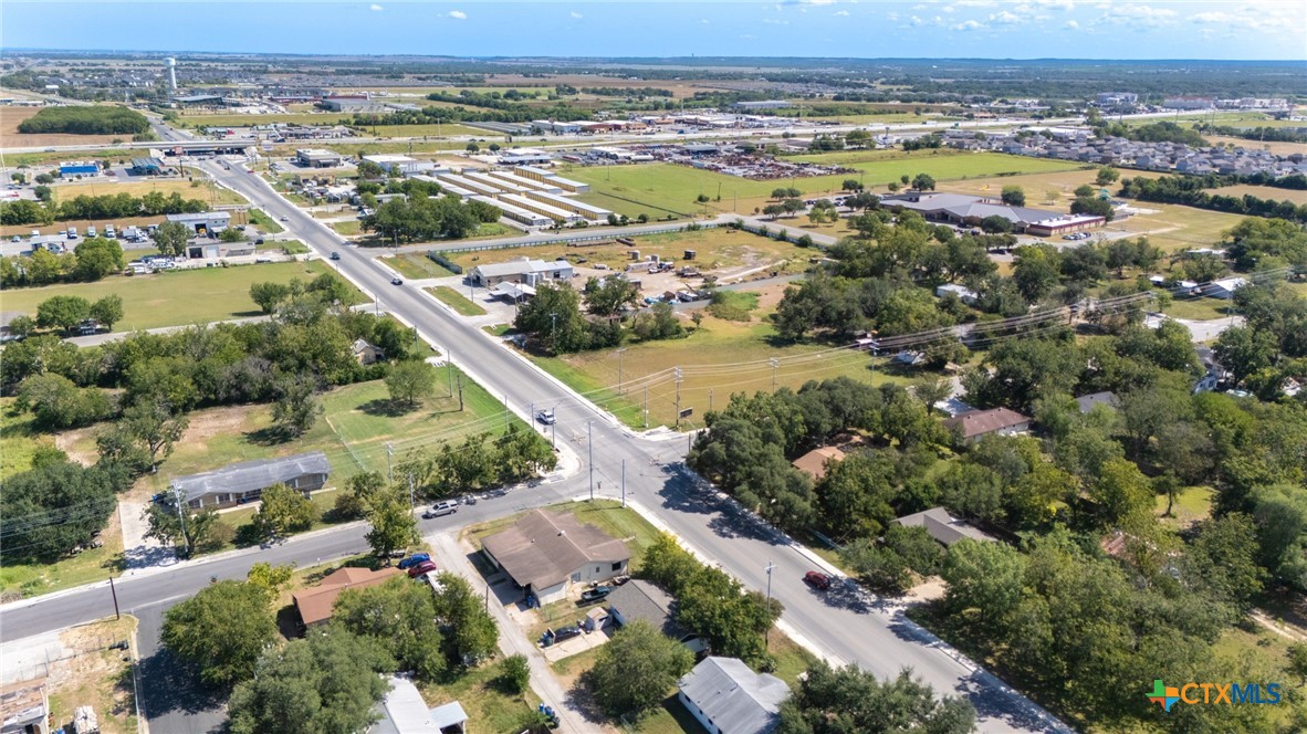 main property photo 10