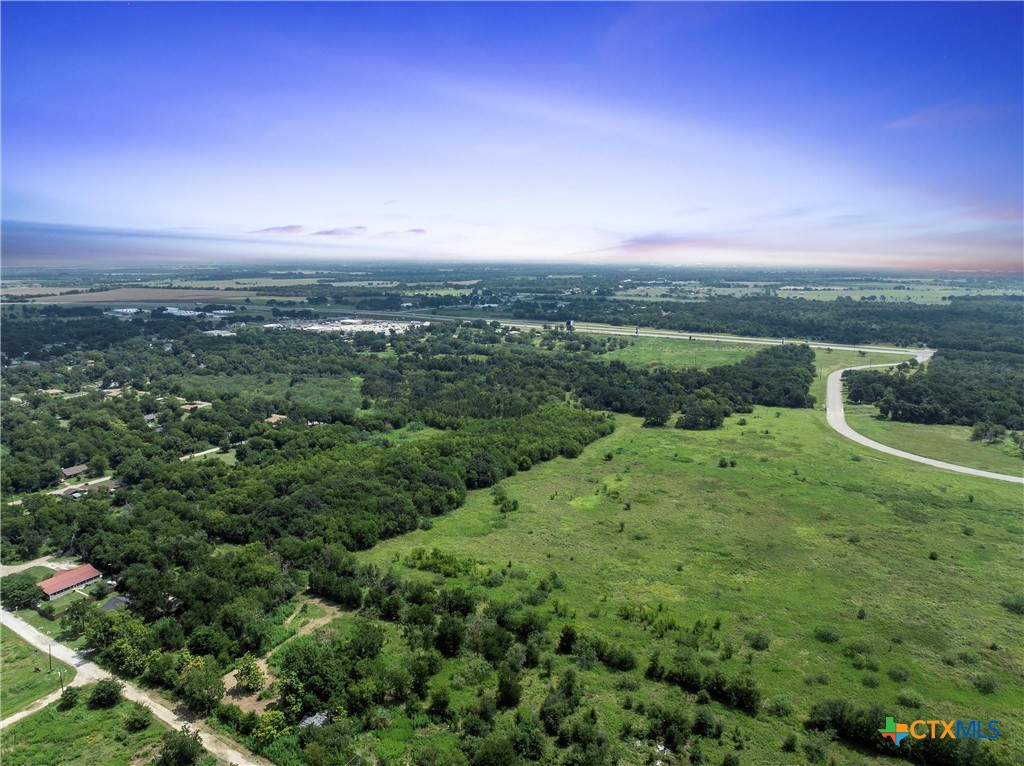 main property photo 10