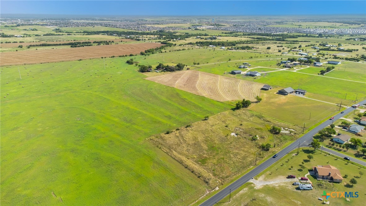 main property photo 10