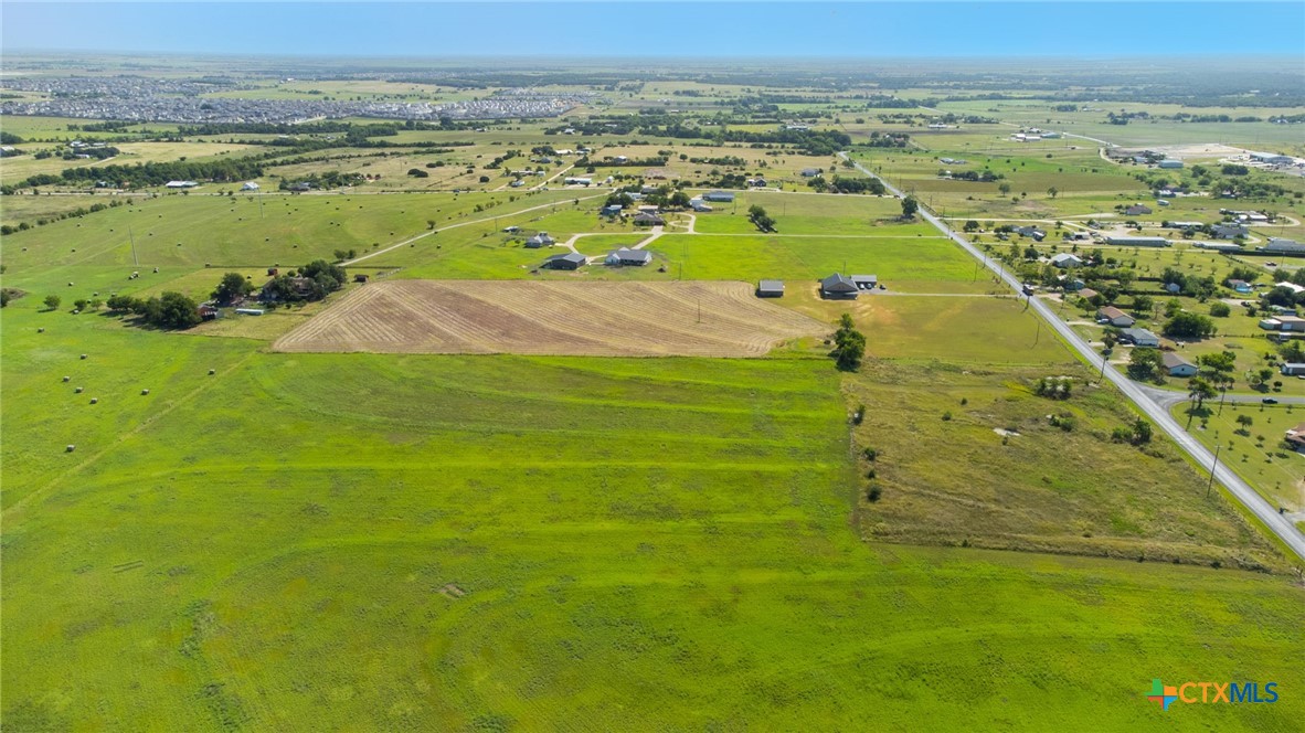 main property photo 11