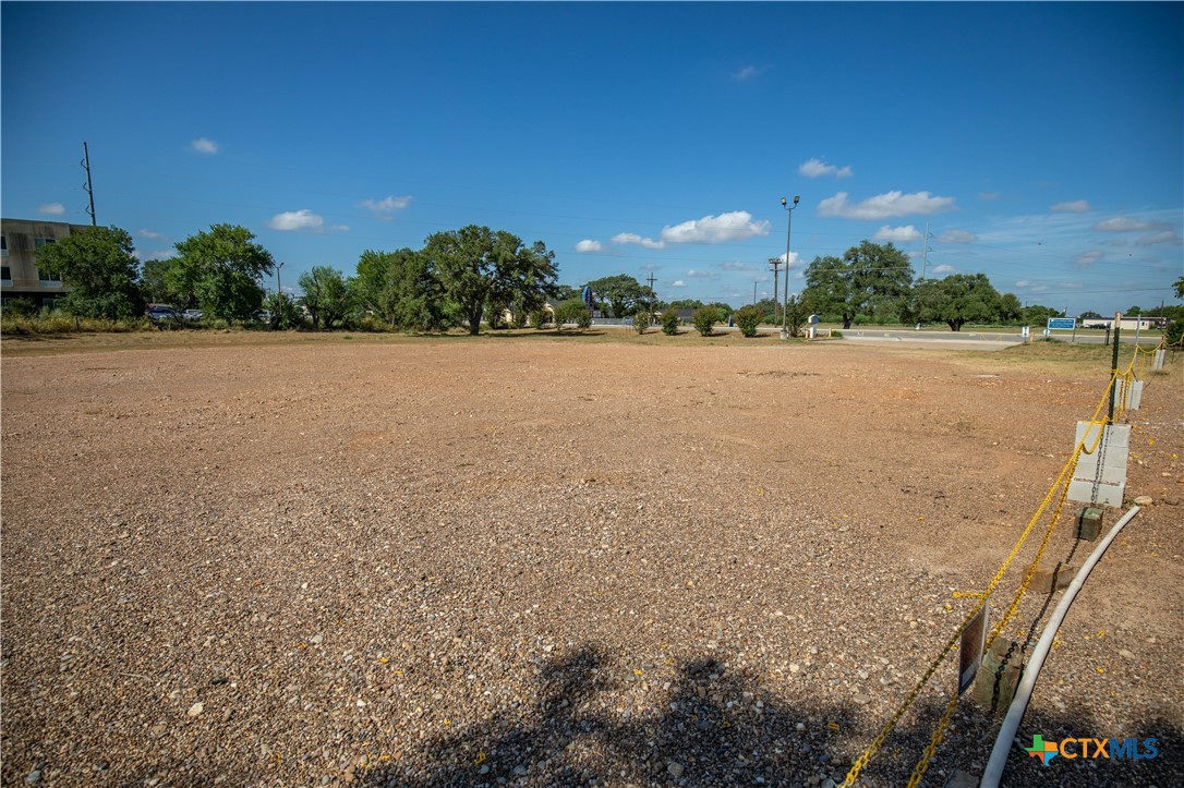 main property photo 29