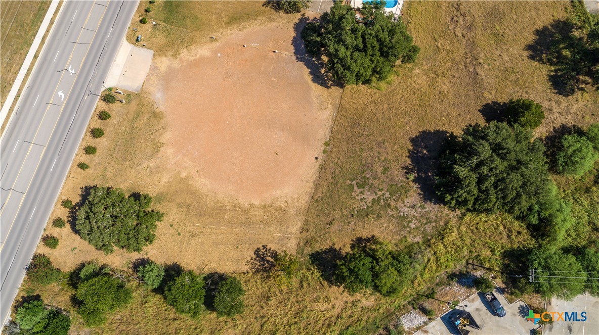 main property photo 9