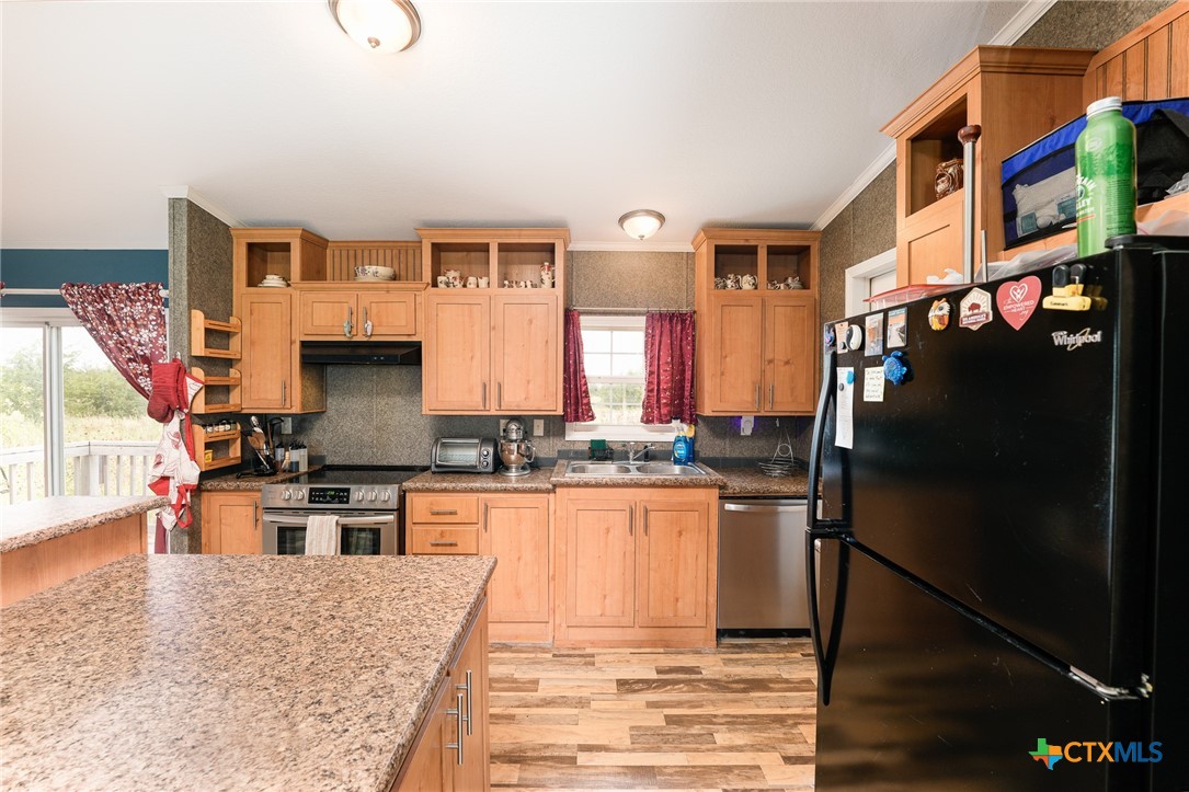 main property photo 10
